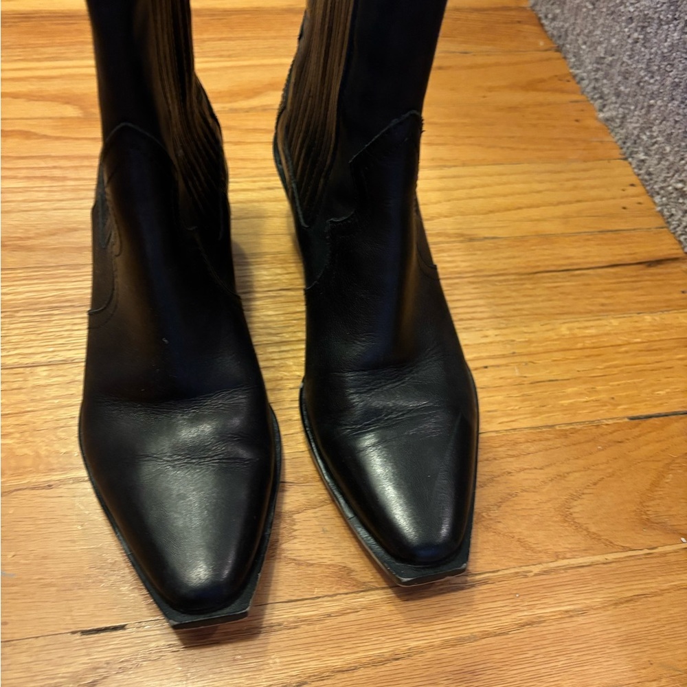 Dolce Vita Sleek Black Leather Booties